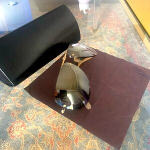 Fendi Aviator Sunglasses Gold Frame